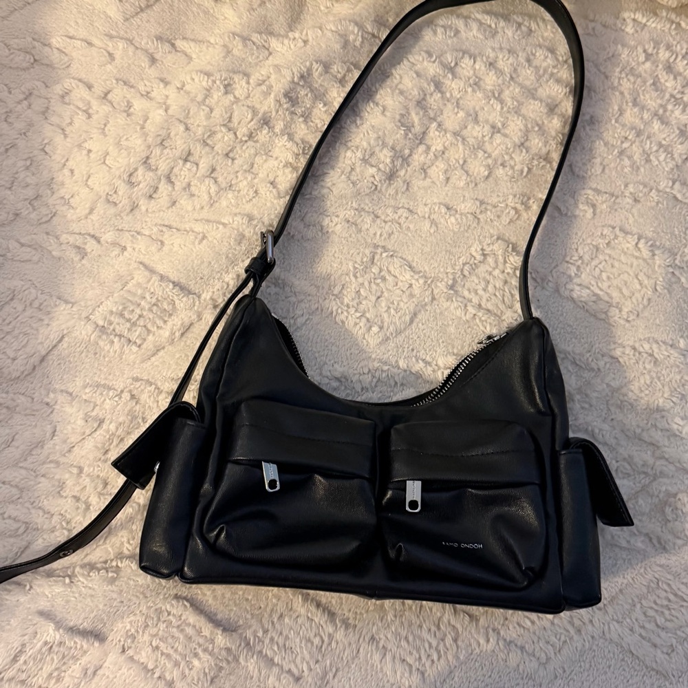 Samo Ondoh Pocket Mug Bag